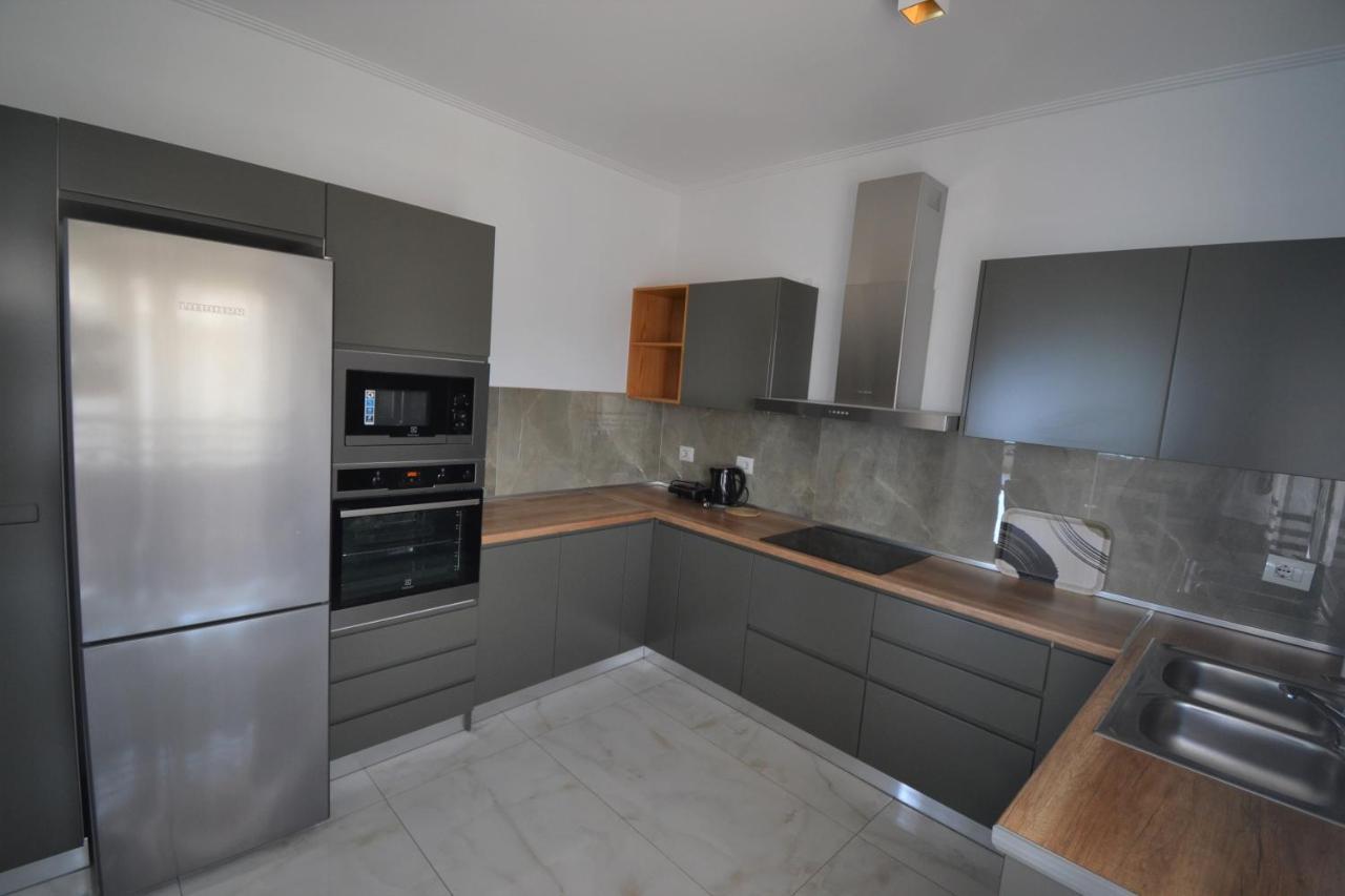 Luxury Penthouse B&E Apartamento Sarandë Exterior foto