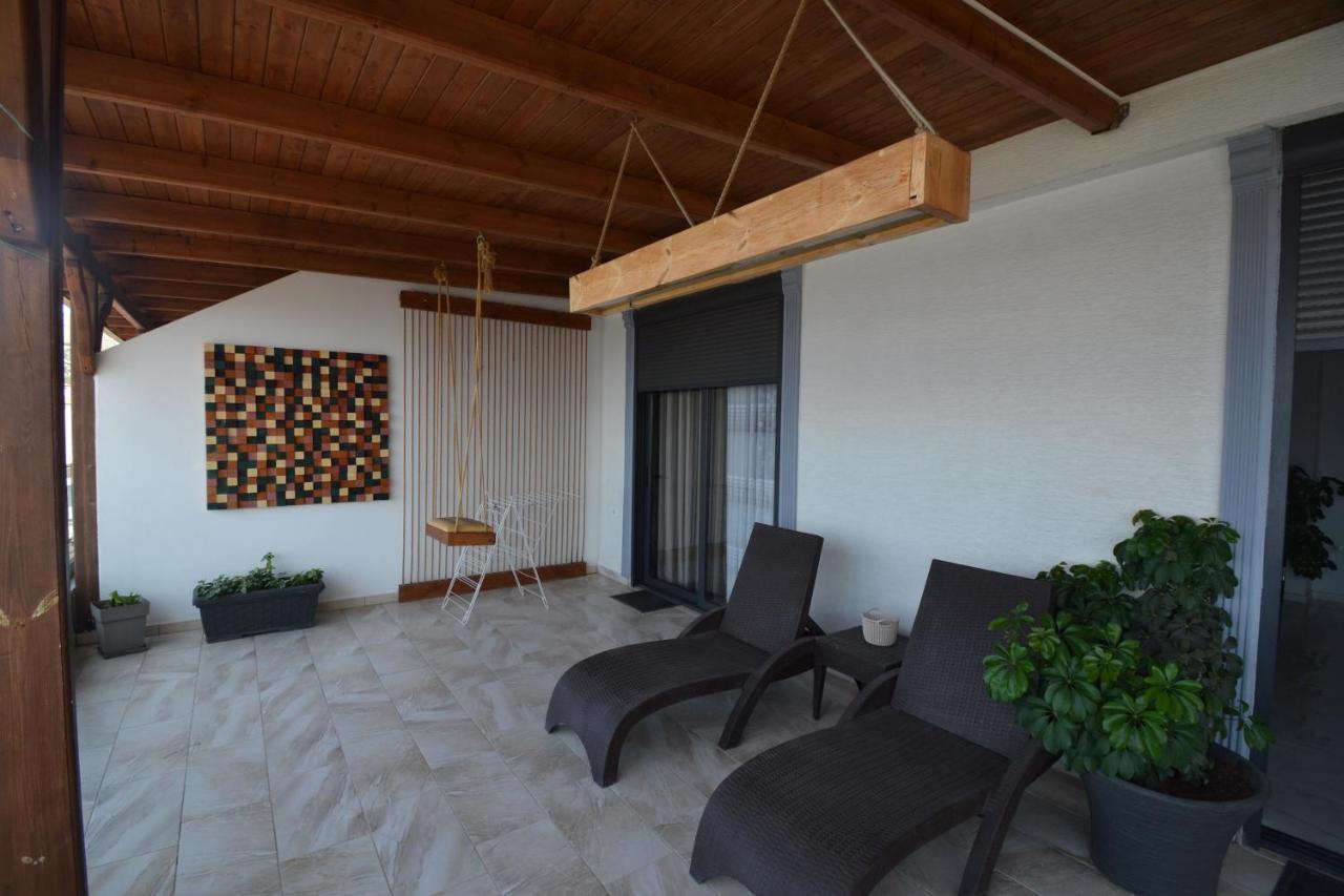 Luxury Penthouse B&E Apartamento Sarandë Exterior foto