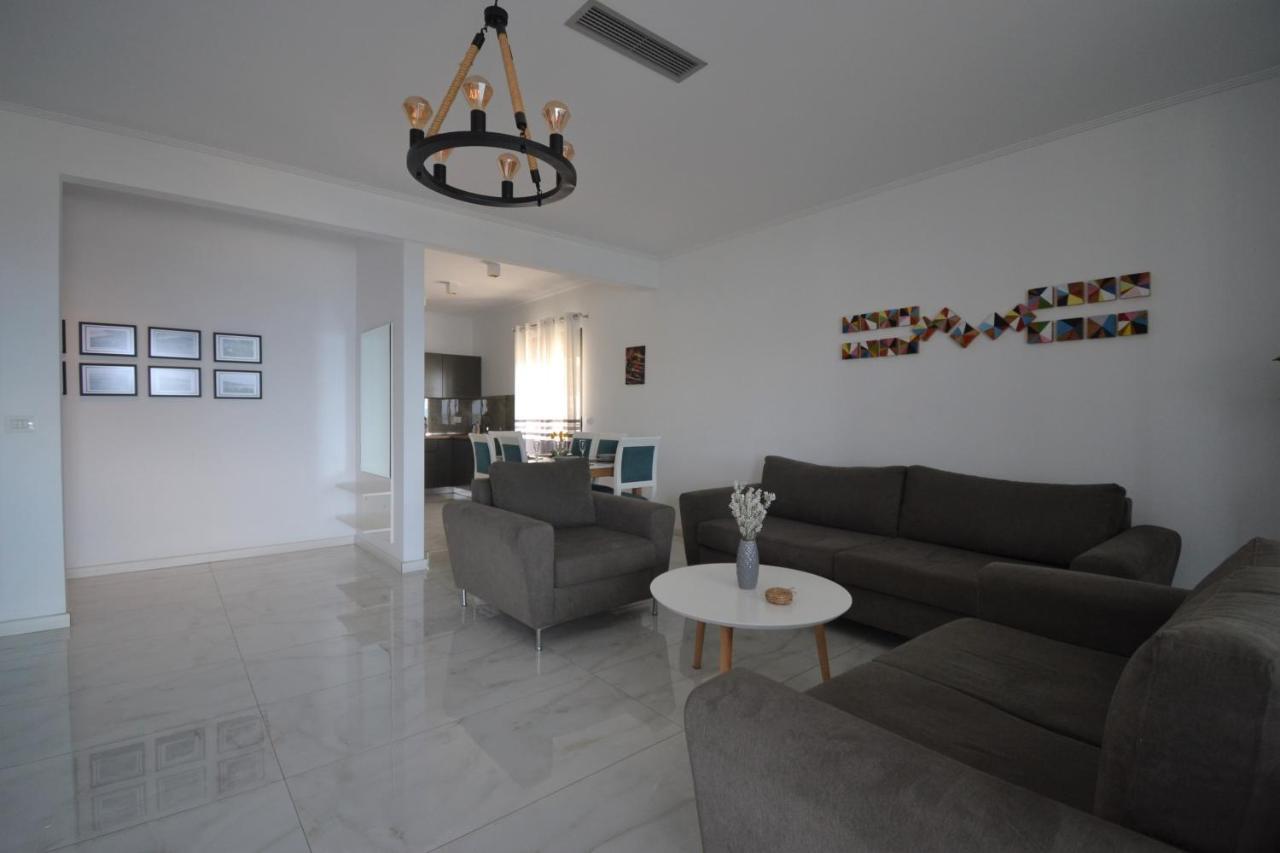 Luxury Penthouse B&E Apartamento Sarandë Exterior foto